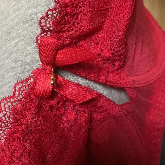 BNWT RED partial lace bra - Picture 3 of 5